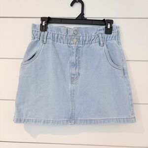 PacSun Denim Mini Skirt Light Wash Y2K Core Coastal Casual M Model Off-Duty